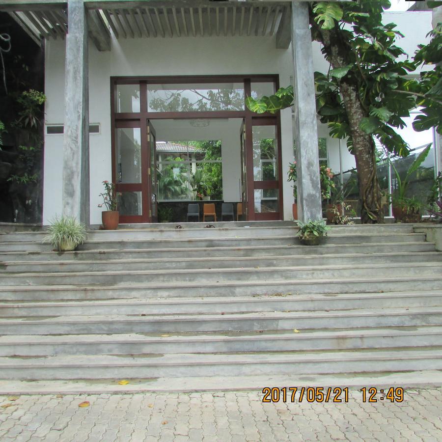 The Breeze Hotel Elpitiya (Galle) Exterior photo