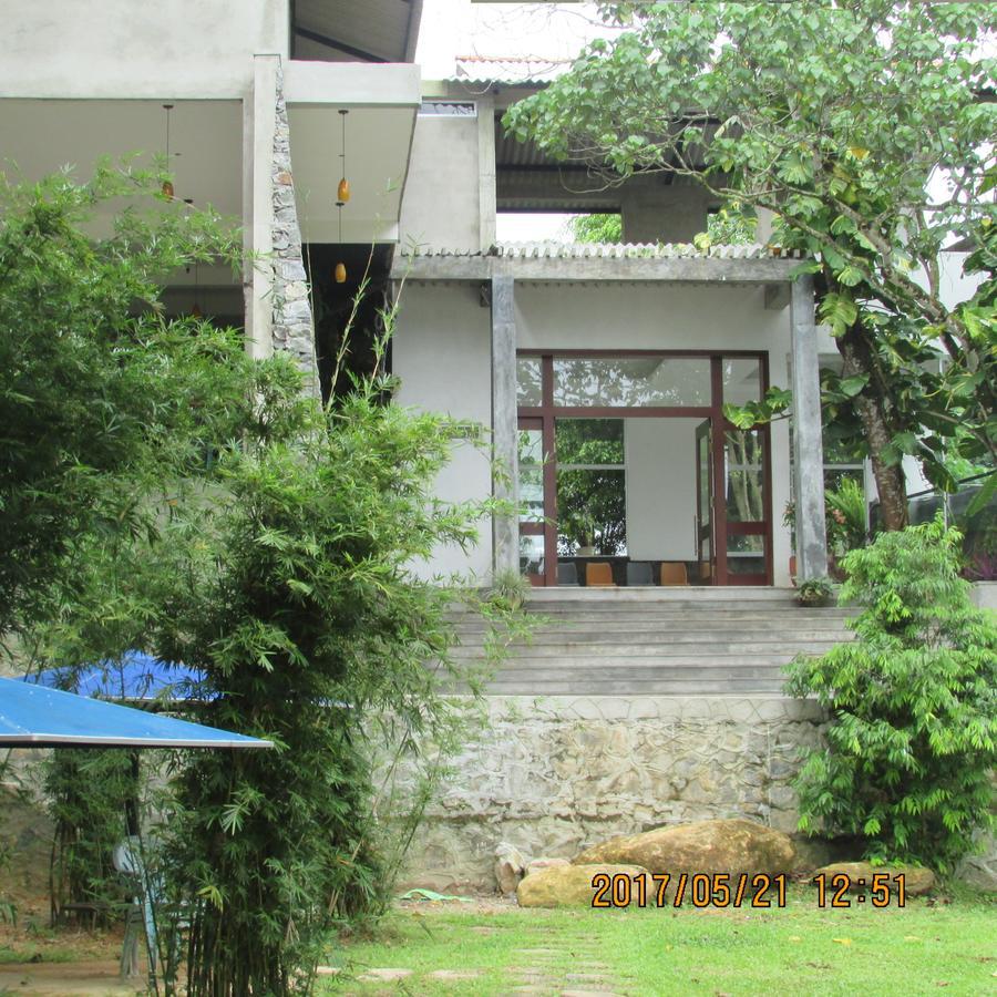 The Breeze Hotel Elpitiya (Galle) Exterior photo